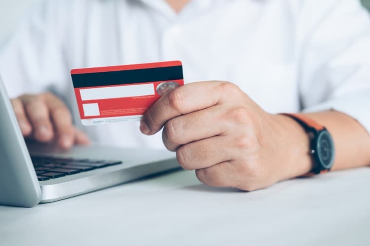 Cómo cancelar una compra con tarjeta de crédito en Argentina
